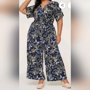 Lane Bryant Navy Butterfly Floral Jumpsuit- Like New Sz 34/36 (fits sz 28W)